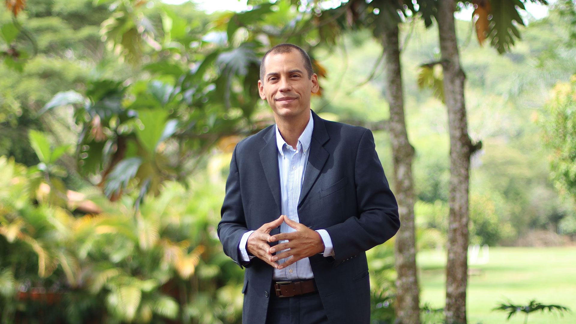 Rector_Arboleda_School_Cali_Efrain_Pinto